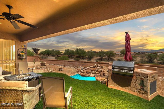 4851 S Tropicana Drive, Green Valley, AZ 85622