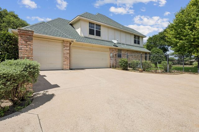 613 Edgewood Lane, Ovilla, TX 75154