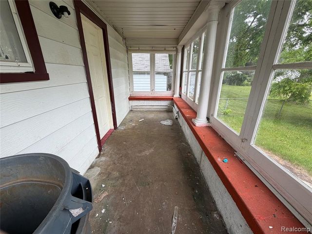 718 River Street, Owosso, MI 48867