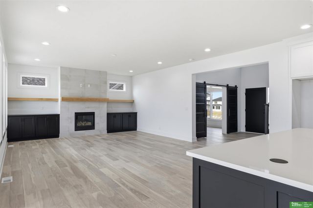 5717 N 197th Avenue, Elkhorn, NE 68022