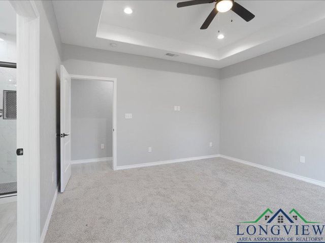 1007 E 1st St, Mount Pleasant, TX 75455