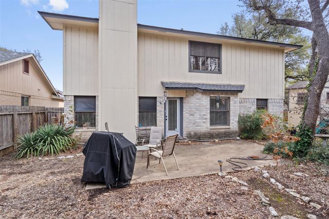 17500 Klamath Falls DR, Round Rock, TX 78681