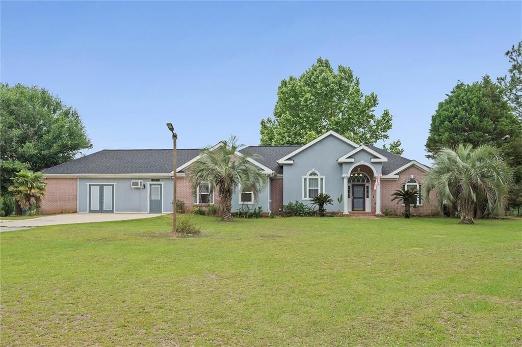 8145 Elizabeth Street, Citronelle, AL 36522 — exterior