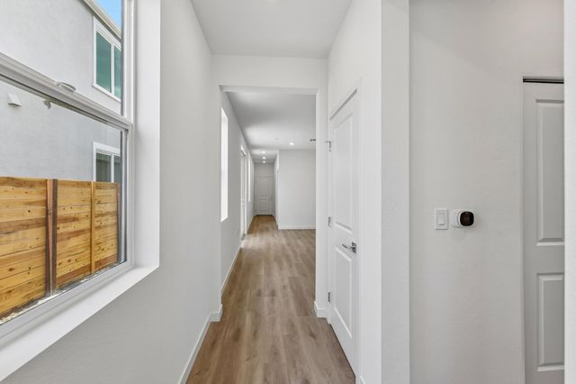 6425 Ventris Walk, Sacramento, CA 95823