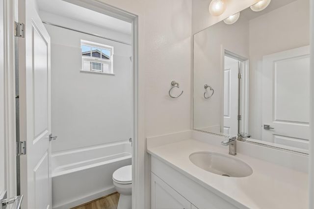 6425 Ventris Walk, Sacramento, CA 95823