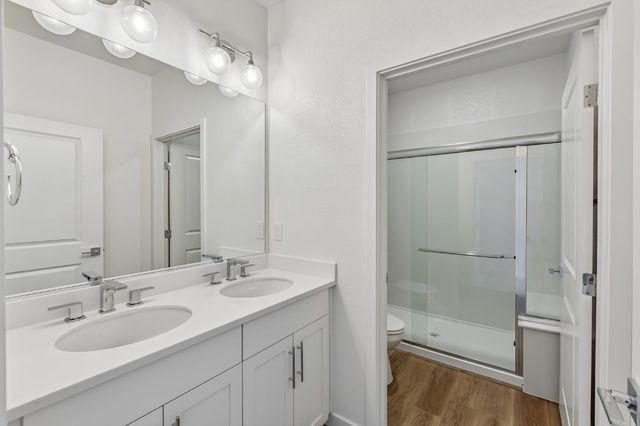 6425 Ventris Walk, Sacramento, CA 95823