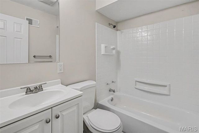 250 Monterey Drive, Florissant, MO 63031