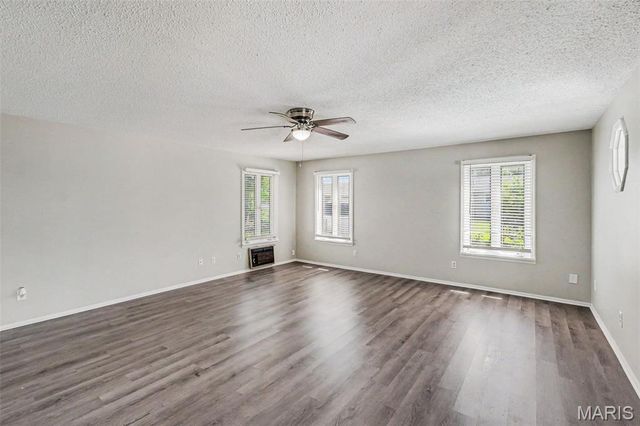 250 Monterey Drive, Florissant, MO 63031