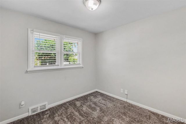 250 Monterey Drive, Florissant, MO 63031
