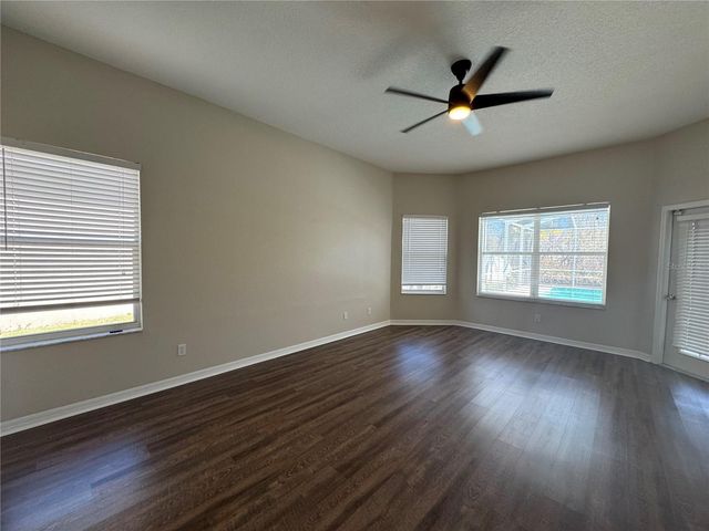 28724 HANGING MOSS LOOP, Wesley Chapel, FL 33543