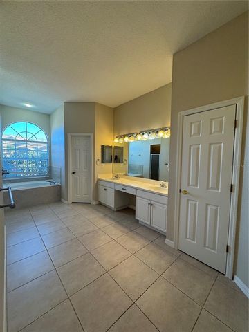 28724 HANGING MOSS LOOP, Wesley Chapel, FL 33543