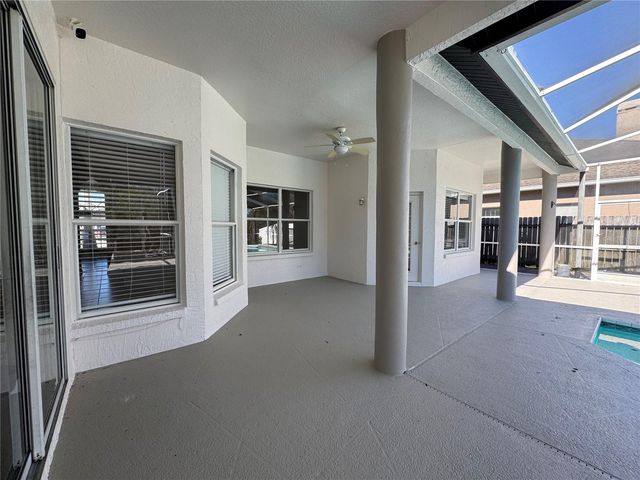 28724 HANGING MOSS LOOP, Wesley Chapel, FL 33543