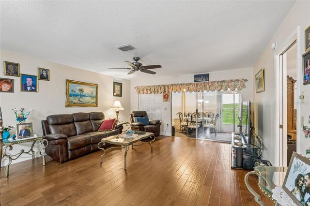 11512 VERSAILLES LANE 11512, Port Richey, FL 34668