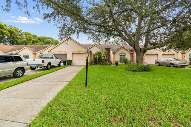 11512 VERSAILLES LANE 11512, Port Richey, FL 34668