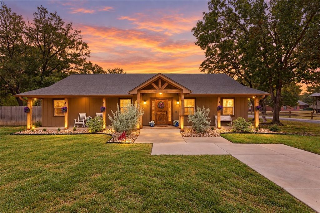2302 Quail Run, College Station, TX 77845 — exterior