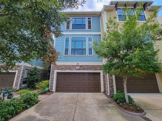 1112 W 25th Street, Houston, TX 77008