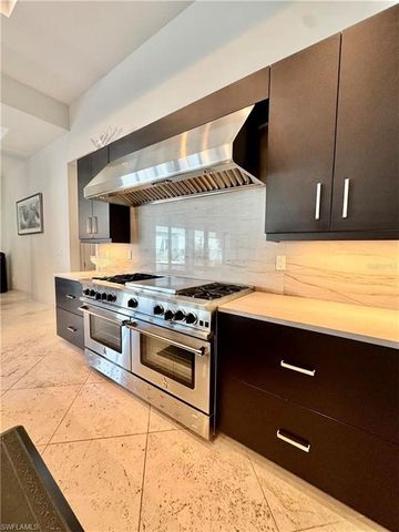 8533 S Lake CIR, Fort Myers, FL 33908