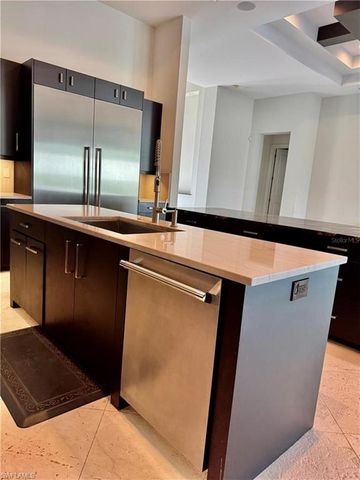 8533 S Lake CIR, Fort Myers, FL 33908
