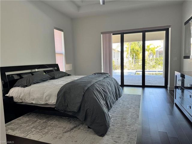 8533 S Lake CIR, Fort Myers, FL 33908