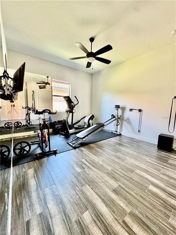 8533 S Lake CIR, Fort Myers, FL 33908