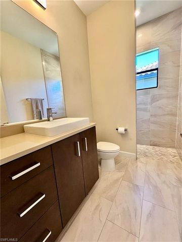 8533 S Lake CIR, Fort Myers, FL 33908