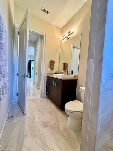 8533 S Lake CIR, Fort Myers, FL 33908