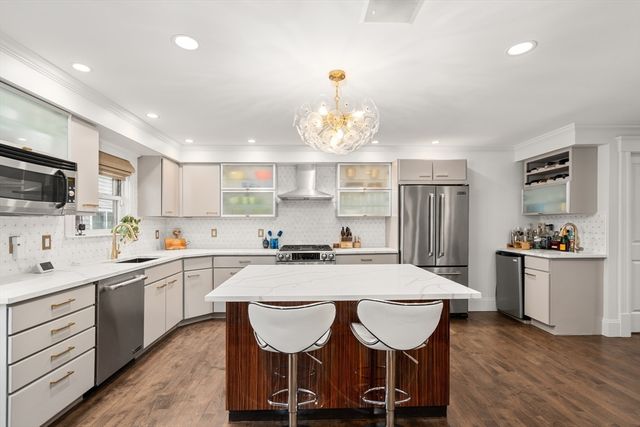 12 Spring Garden Street B, Boston, MA 02125