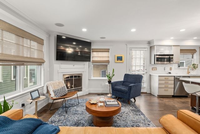 12 Spring Garden Street B, Boston, MA 02125