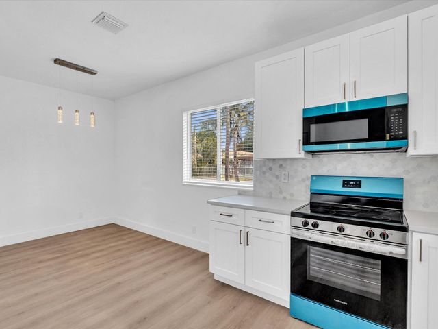 2410 NW 43rd Street, Miami, FL 33142