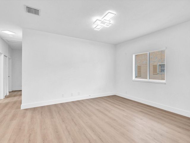 2410 NW 43rd Street, Miami, FL 33142