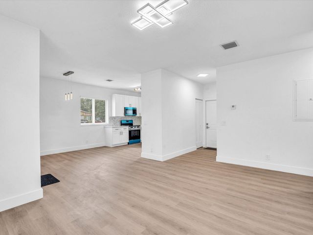 2410 NW 43rd Street, Miami, FL 33142