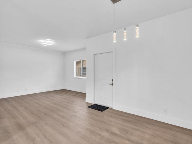 2410 NW 43rd Street, Miami, FL 33142