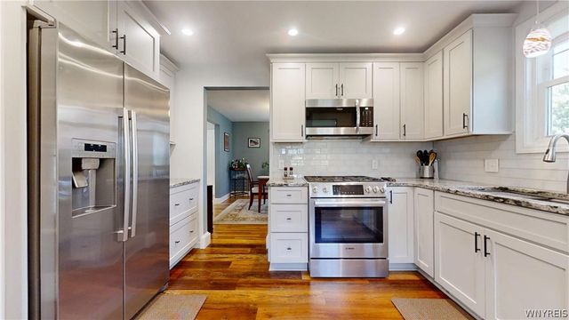 129 Hendricks Blvd, Amherst, NY 14226