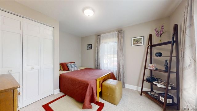 129 Hendricks Blvd, Amherst, NY 14226