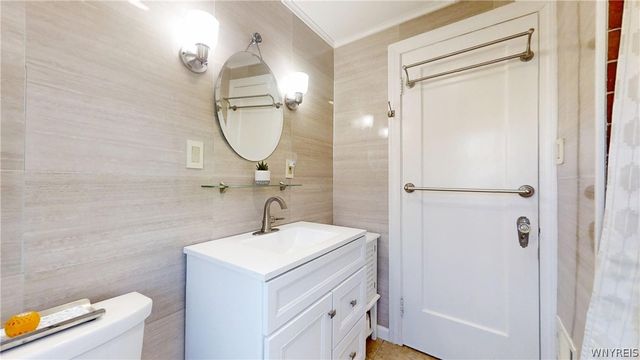 129 Hendricks Blvd, Amherst, NY 14226