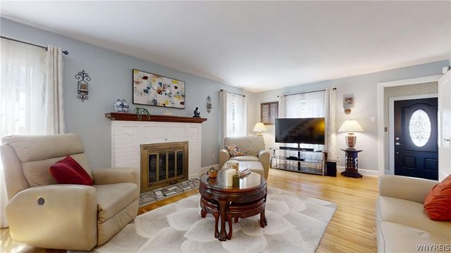 129 Hendricks Blvd, Amherst, NY 14226