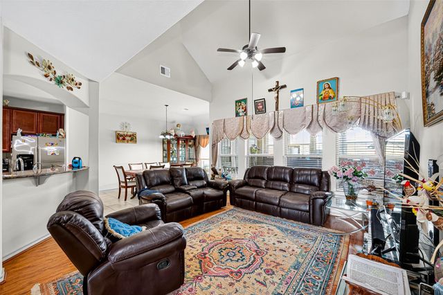 2102 Argos Drive, Missouri City, TX 77459