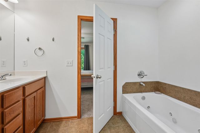 1001 N O Street, Indianola, IA 50125