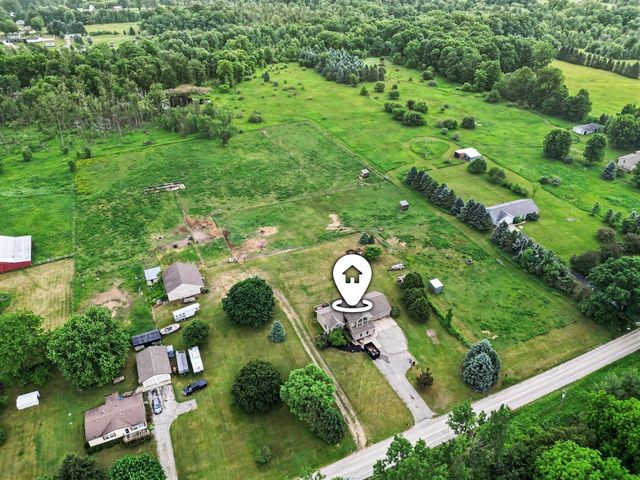 15530 Snauble Avenue, Cedar Springs, MI 49319