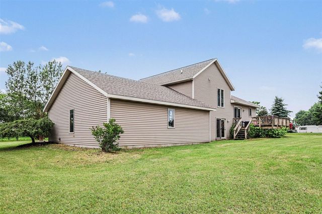 15530 Snauble Avenue, Cedar Springs, MI 49319