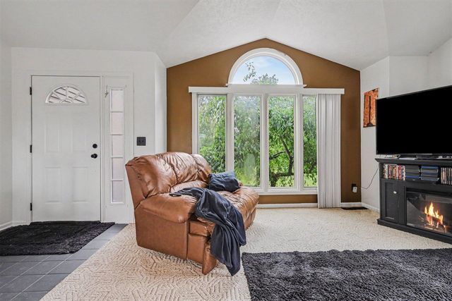 15530 Snauble Avenue, Cedar Springs, MI 49319