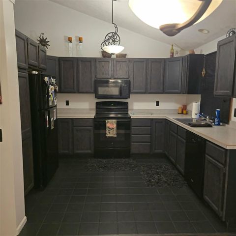 15530 Snauble Avenue, Cedar Springs, MI 49319