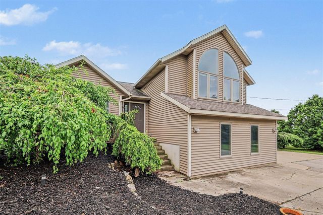 15530 Snauble Avenue, Cedar Springs, MI 49319
