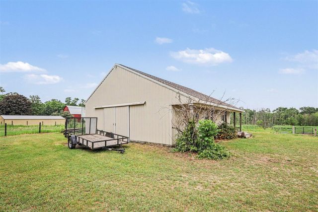 15530 Snauble Avenue, Cedar Springs, MI 49319