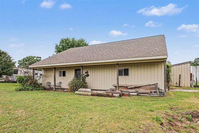 15530 Snauble Avenue, Cedar Springs, MI 49319