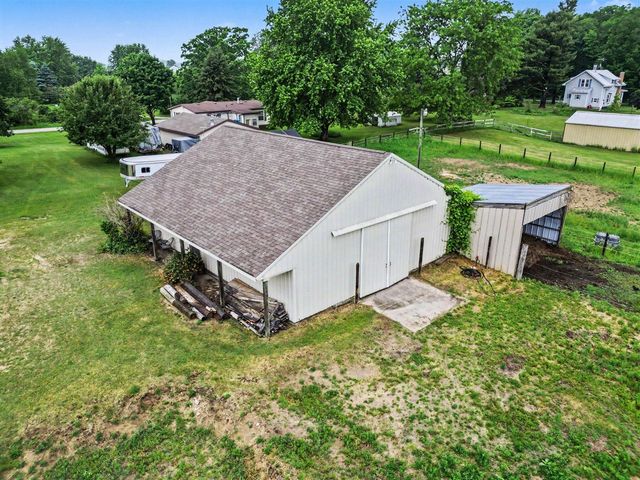 15530 Snauble Avenue, Cedar Springs, MI 49319