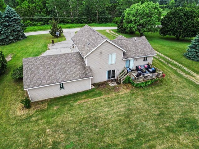 15530 Snauble Avenue, Cedar Springs, MI 49319