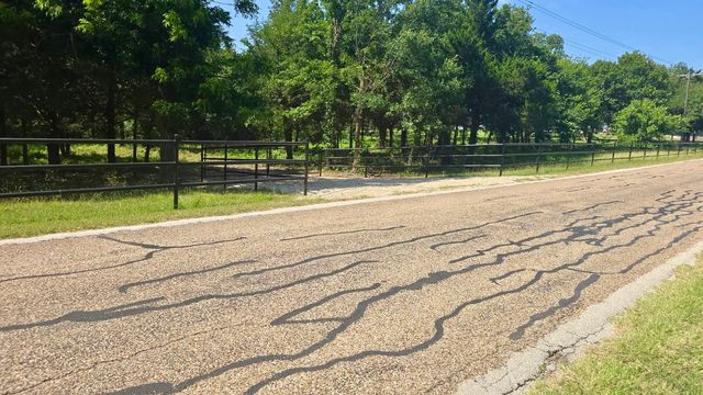 2568 CR 310, Cleburne, TX 76031