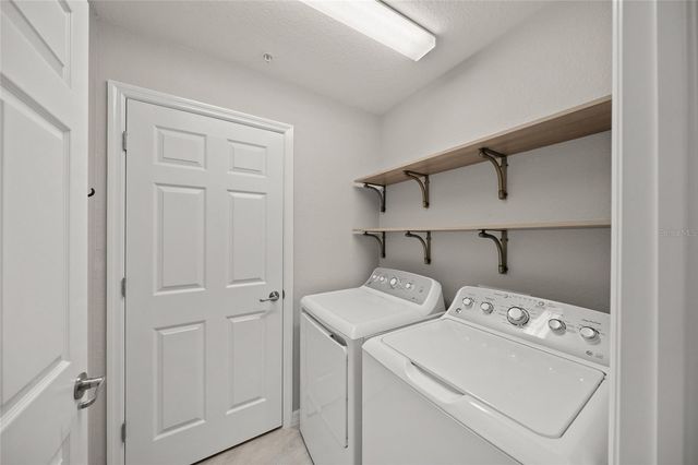 10805 TARFLOWER DRIVE 102, Venice, FL 34293