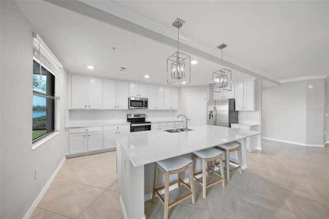 10805 TARFLOWER DRIVE 102, Venice, FL 34293